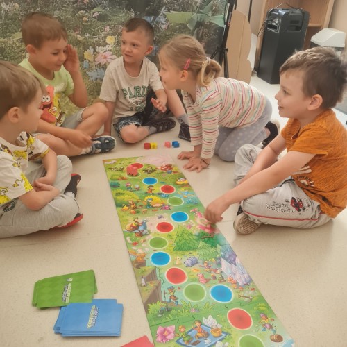 Stowarzyszenie „Przyjaciół Radosnych Dzieci” zrealizowało zadanie publiczne "Po nitce do kłębka"