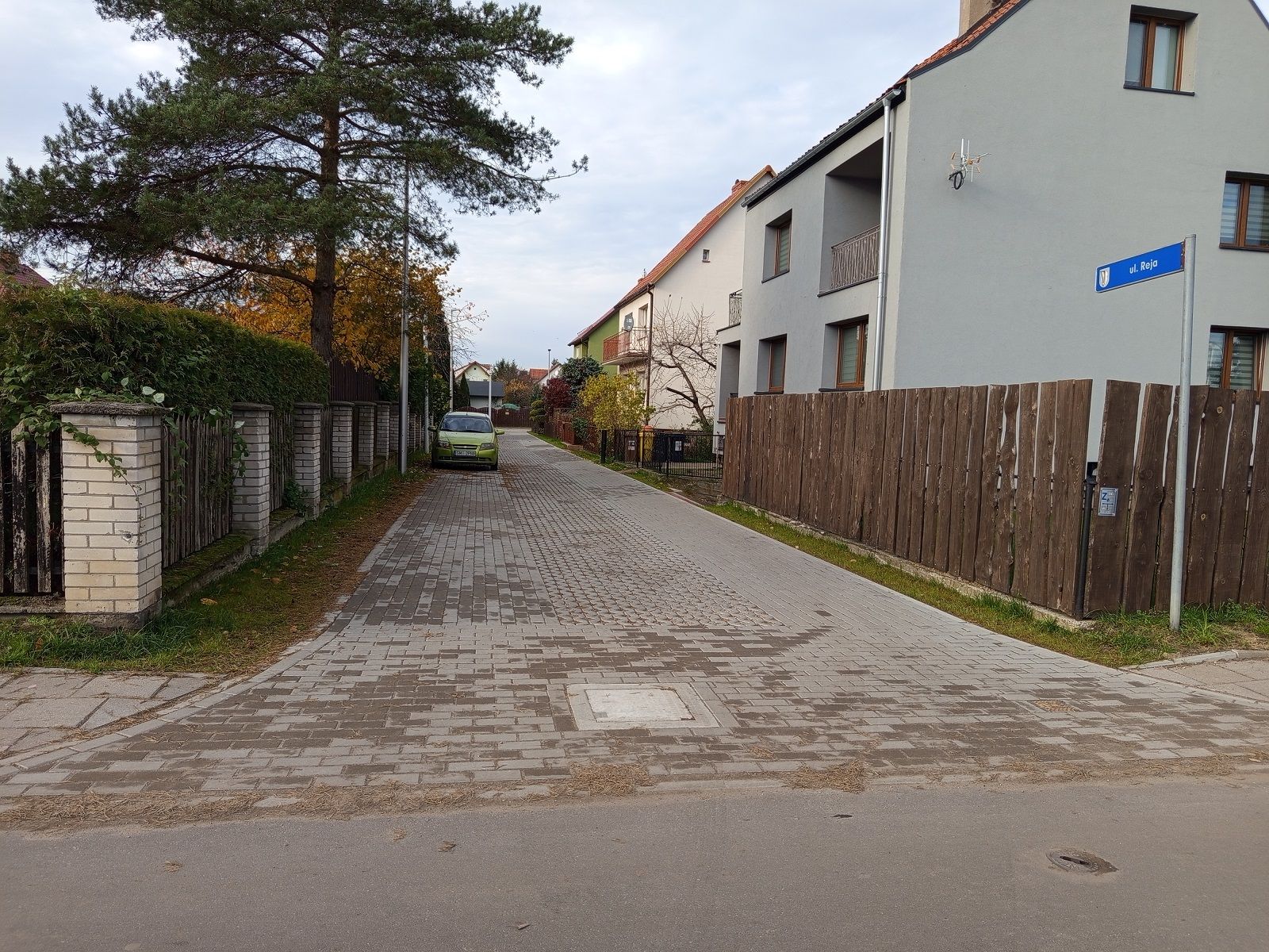 Ul. Reja